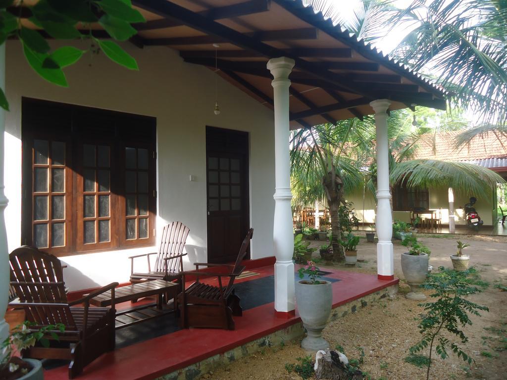 Bay Hill Guest House Tangalle Exterior foto